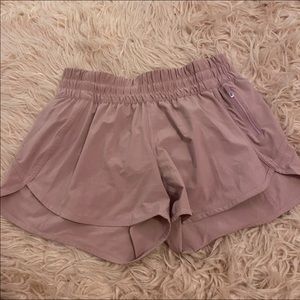 tracker short size 8